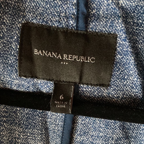 Banana Republic denim-like blazer - Picture 3 of 6